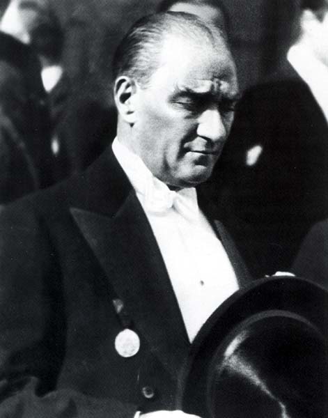 Atatürk Portreleri