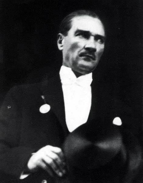 Atatürk Portreleri