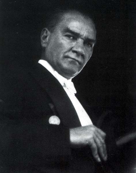 Atatürk Portreleri