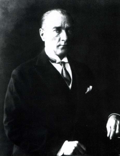 Atatürk Portreleri