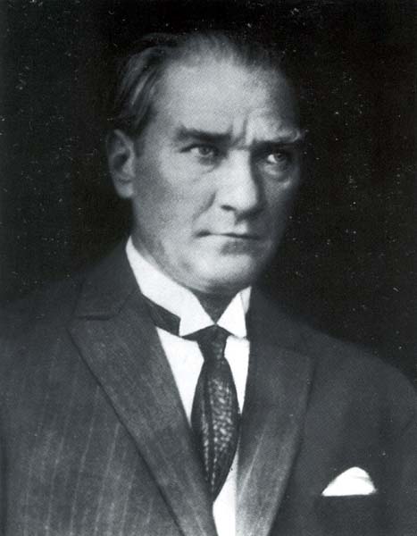 Atatürk Portreleri