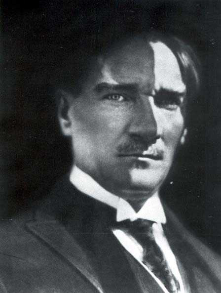 Atatürk Portreleri