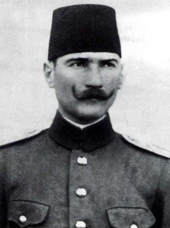Siyah Beyaz Fotoğraflarla Atatürk Galerisi-1