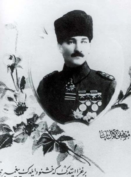 Siyah Beyaz Fotoğraflarla Atatürk Galerisi-1