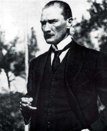 Siyah Beyaz Fotoğraflarla Atatürk Galerisi-1