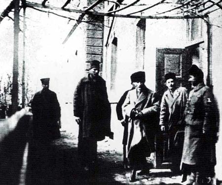 Siyah Beyaz Fotoğraflarla Atatürk Galerisi-1