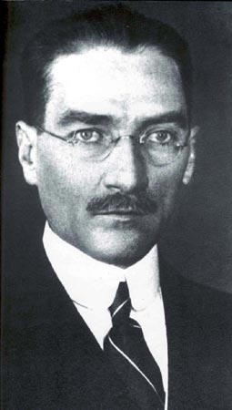 Siyah Beyaz Fotoğraflarla Atatürk Galerisi-1