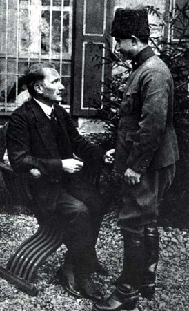 Siyah Beyaz Fotoğraflarla Atatürk Galerisi-1