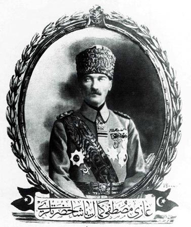 Siyah Beyaz Fotoğraflarla Atatürk Galerisi-1
