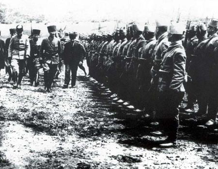 Siyah Beyaz Fotoğraflarla Atatürk Galerisi-1