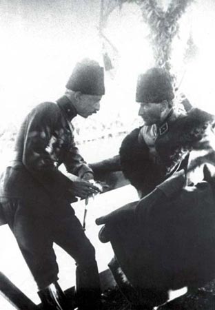 Siyah Beyaz Fotoğraflarla Atatürk Galerisi-1