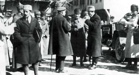 Siyah Beyaz Fotoğraflarla Atatürk Galerisi-1