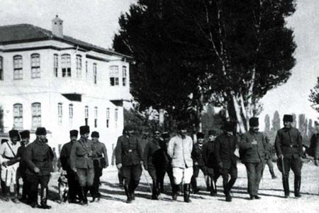 Siyah Beyaz Fotoğraflarla Atatürk Galerisi-1