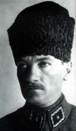 Siyah Beyaz Fotoğraflarla Atatürk Galerisi-1