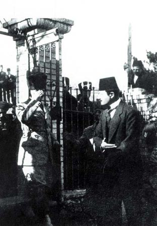 Siyah Beyaz Fotoğraflarla Atatürk Galerisi-1