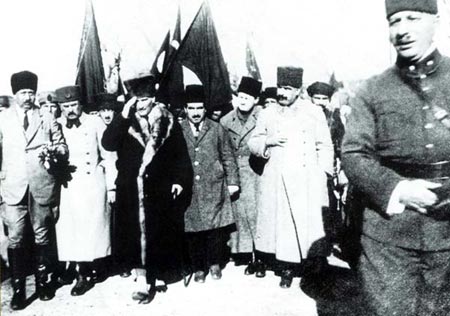 Siyah Beyaz Fotoğraflarla Atatürk Galerisi-1