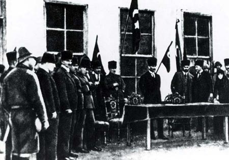 Siyah Beyaz Fotoğraflarla Atatürk Galerisi -2