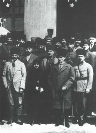 Siyah Beyaz Fotoğraflarla Atatürk Galerisi -2