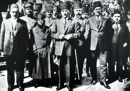 Siyah Beyaz Fotoğraflarla Atatürk Galerisi -2