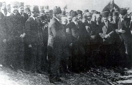 Siyah Beyaz Fotoğraflarla Atatürk Galerisi -2