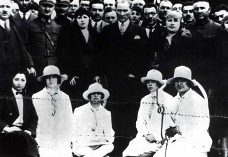 Siyah Beyaz Fotoğraflarla Atatürk Galerisi -2