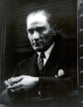 Siyah Beyaz Fotoğraflarla Atatürk Galerisi -2