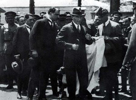 Siyah Beyaz Fotoğraflarla Atatürk Galerisi -2