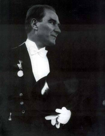 Siyah Beyaz Fotoğraflarla Atatürk  Galerisi- 3