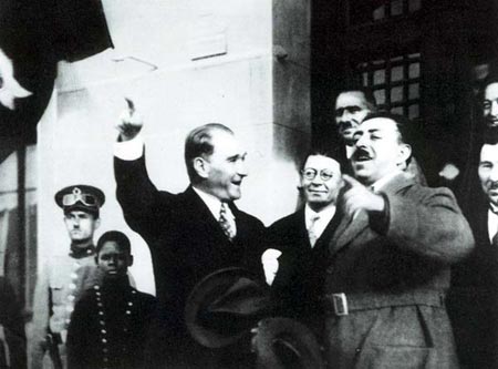 Siyah Beyaz Fotoğraflarla Atatürk  Galerisi- 3
