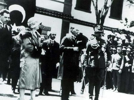 Siyah Beyaz Fotoğraflarla Atatürk  Galerisi- 3