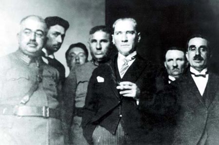 Siyah Beyaz Fotoğraflarla Atatürk  Galerisi- 3