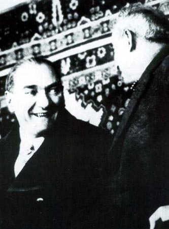 Siyah Beyaz Fotoğraflarla Atatürk  Galerisi- 3