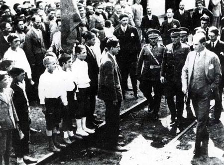 Siyah Beyaz Fotoğraflarla Atatürk  Galerisi- 3