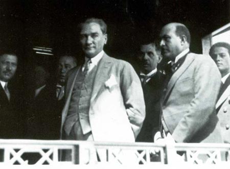 Siyah Beyaz Fotoğraflarla Atatürk  Galerisi- 3