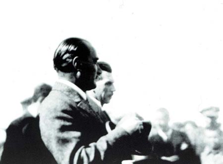 Siyah Beyaz Fotoğraflarla Atatürk  Galerisi- 3