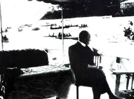 Siyah Beyaz Fotoğraflarla Atatürk  Galerisi- 3