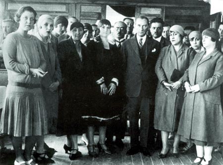 Siyah Beyaz Fotoğraflarla Atatürk  Galerisi- 3