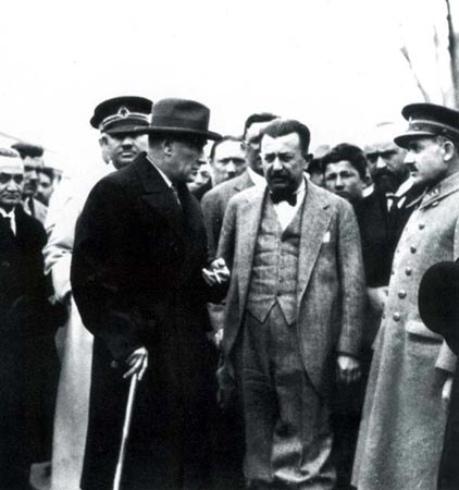 Siyah Beyaz Fotoğraflarla Atatürk  Galerisi- 3