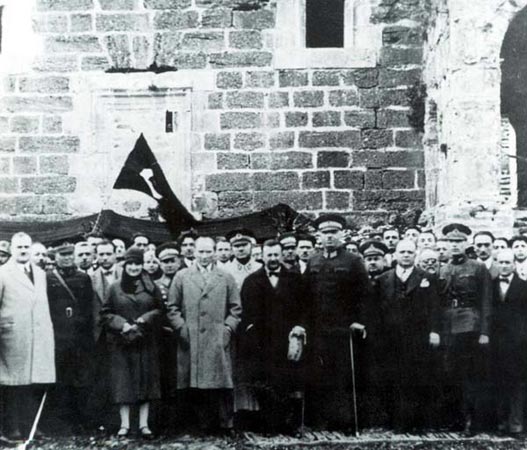 Siyah Beyaz Fotoğraflarla Atatürk  Galerisi- 3
