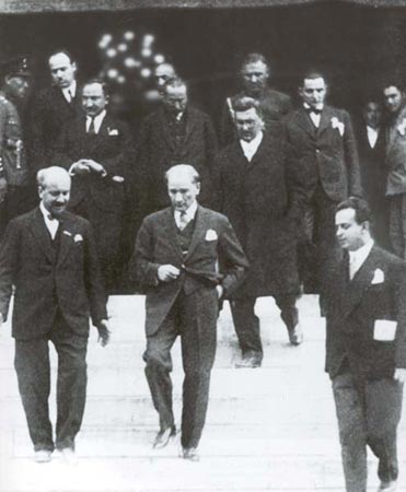 Siyah Beyaz Fotoğraflarla Atatürk  Galerisi- 3