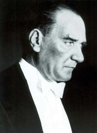 Siyah Beyaz Fotoğraflarla Atatürk  Galerisi- 3