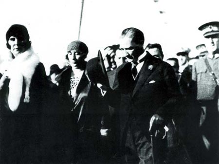 Siyah Beyaz Fotoğraflarla Atatürk  Galerisi- 3