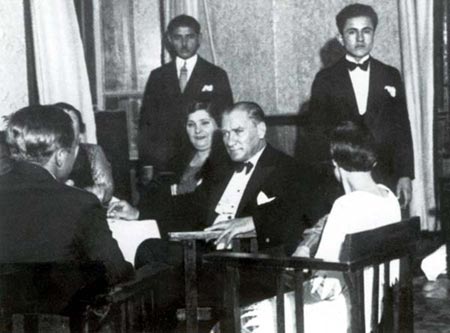 Siyah Beyaz Fotoğraflarla Atatürk  Galerisi- 3