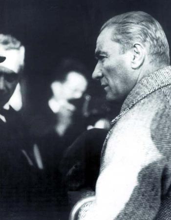 Siyah Beyaz Fotoğraflarla Atatürk  Galerisi- 3