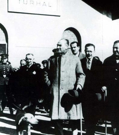 Siyah Beyaz Fotoğraflarla Atatürk  Galerisi- 3