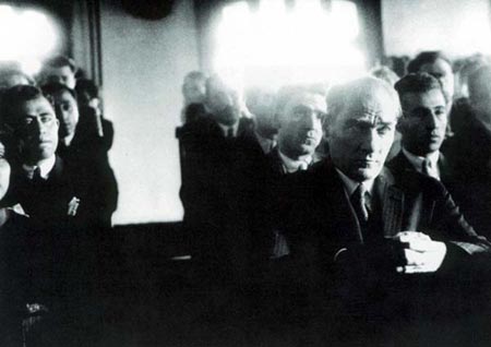 Siyah Beyaz Fotoğraflarla Atatürk Galerisi- 4