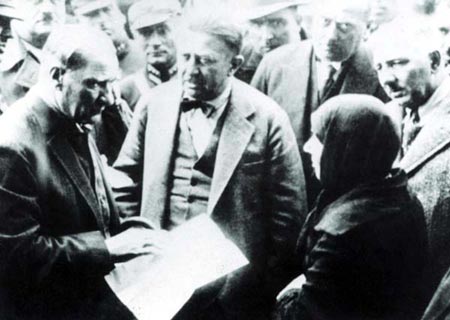 Siyah Beyaz Fotoğraflarla Atatürk Galerisi- 4