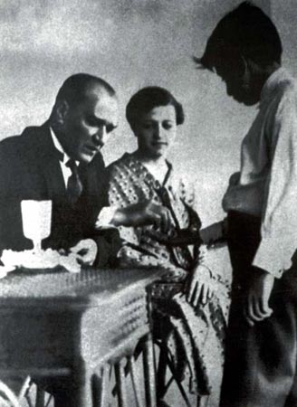 Siyah Beyaz Fotoğraflarla Atatürk Galerisi- 4