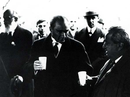 Siyah Beyaz Fotoğraflarla Atatürk Galerisi- 4