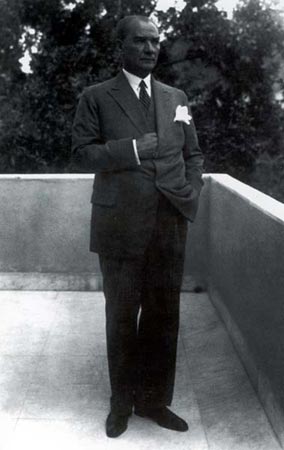 Siyah Beyaz Fotoğraflarla Atatürk Galerisi- 4